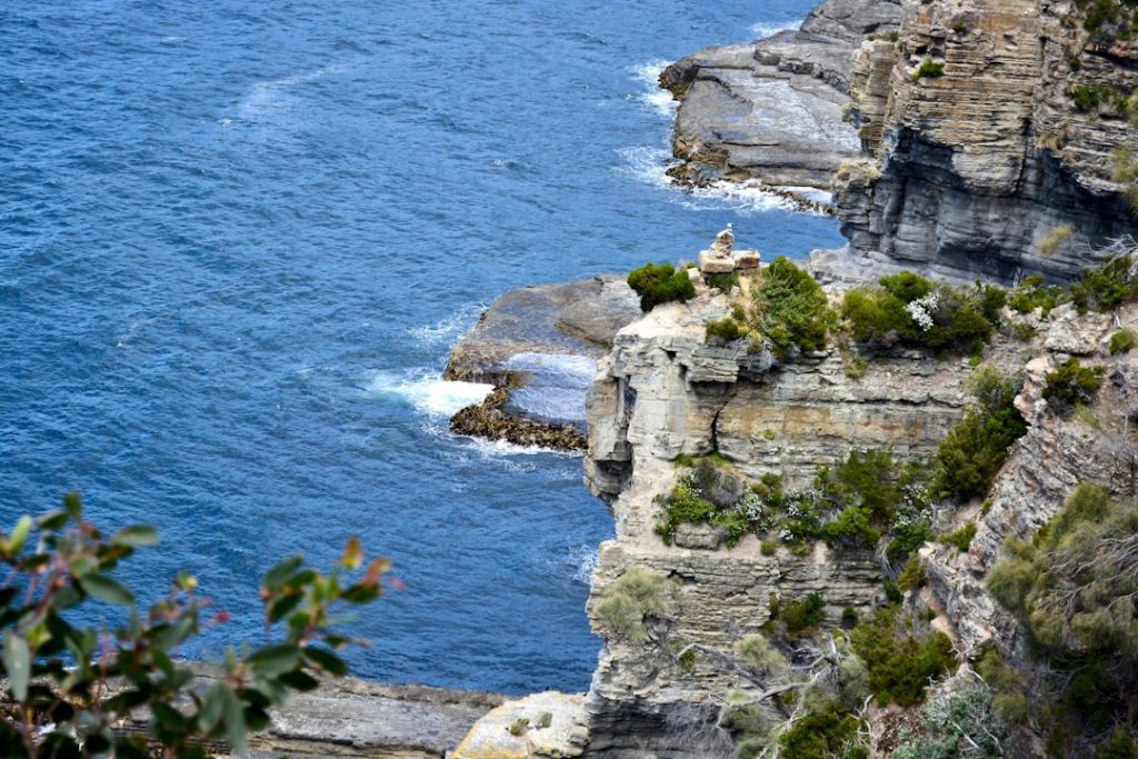 Photo Coastal cliffs