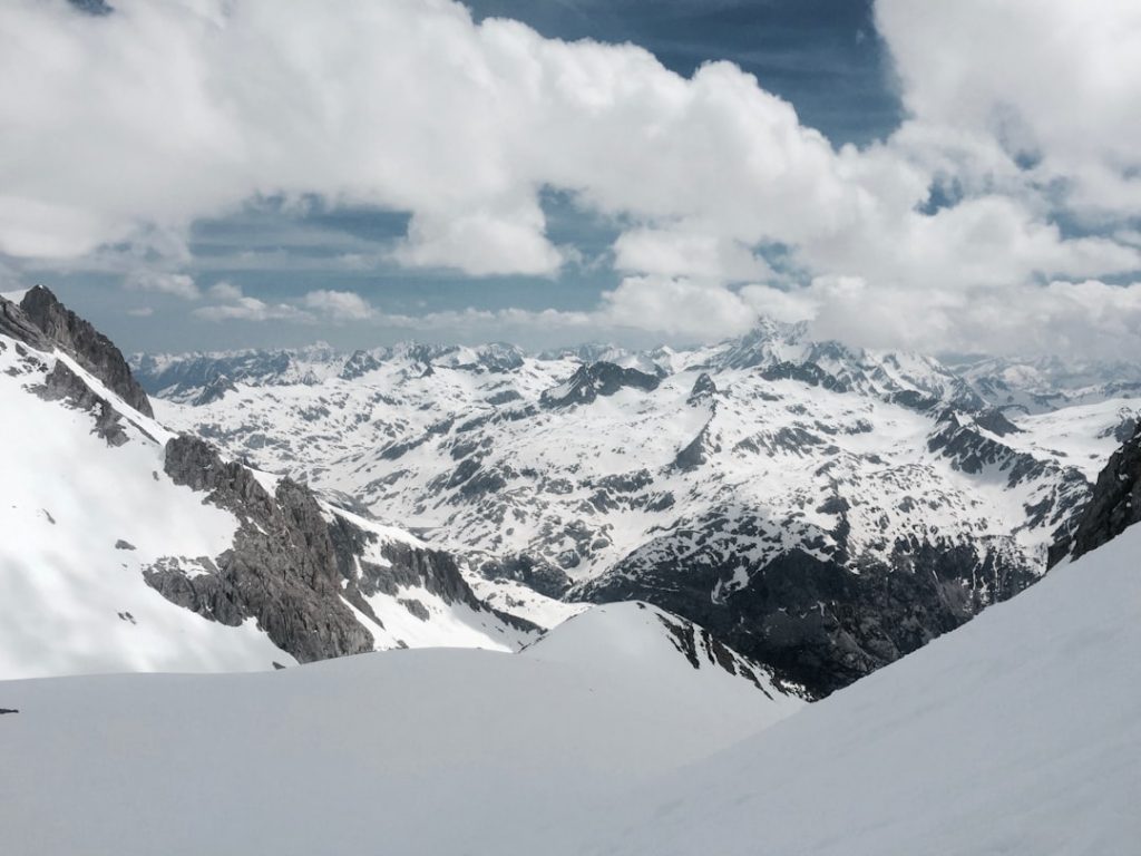 Photo Mountain range
