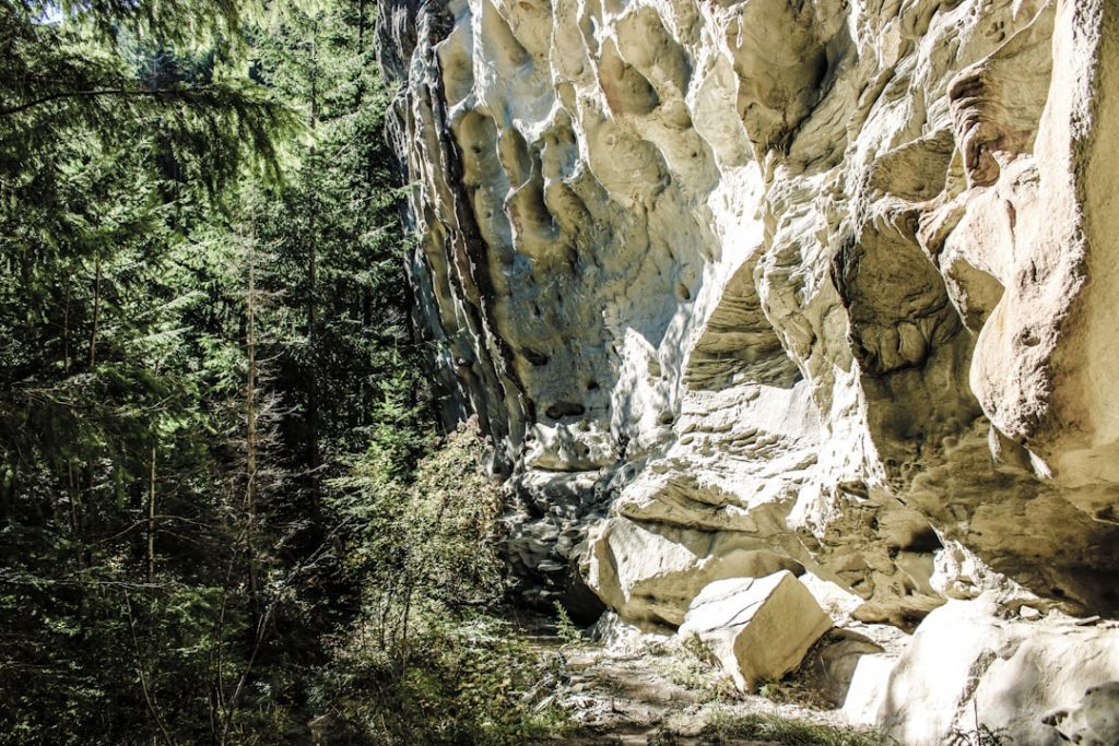 Photo Mineral deposits