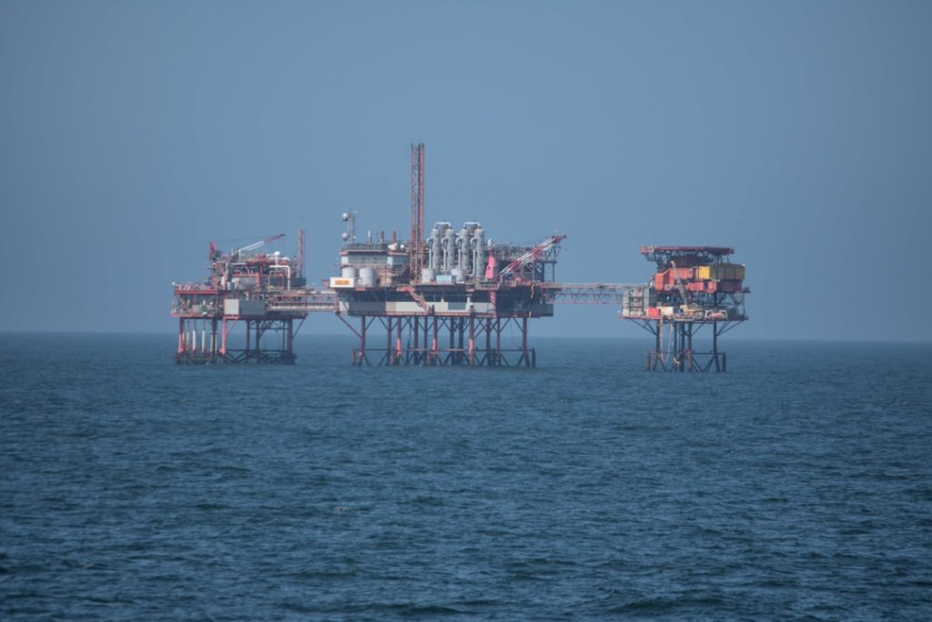 Photo Oil platform
