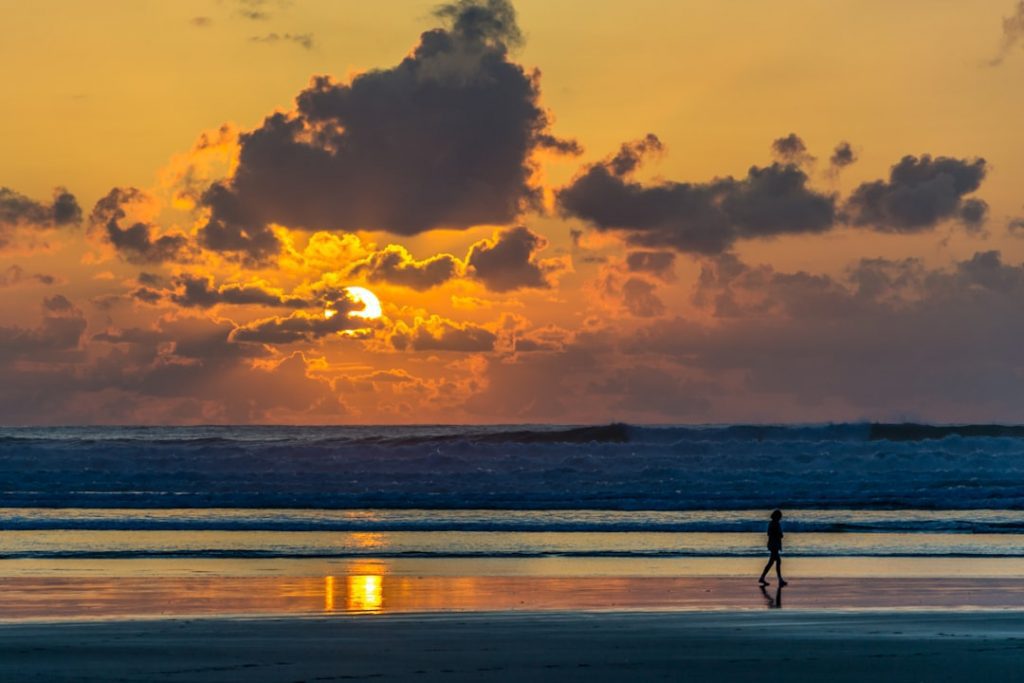 Photo Coastline sunset